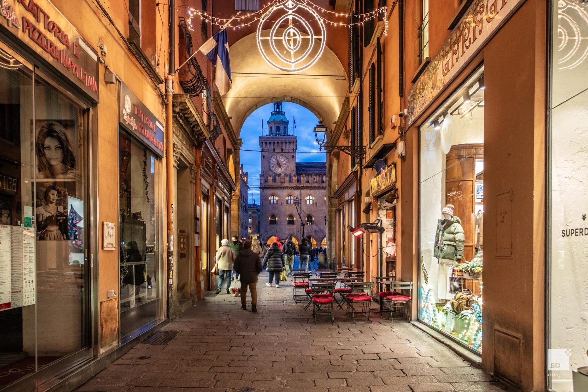 Urbanicooh Garisenda - Piazza Maggiore View Болонья Екстер'єр фото