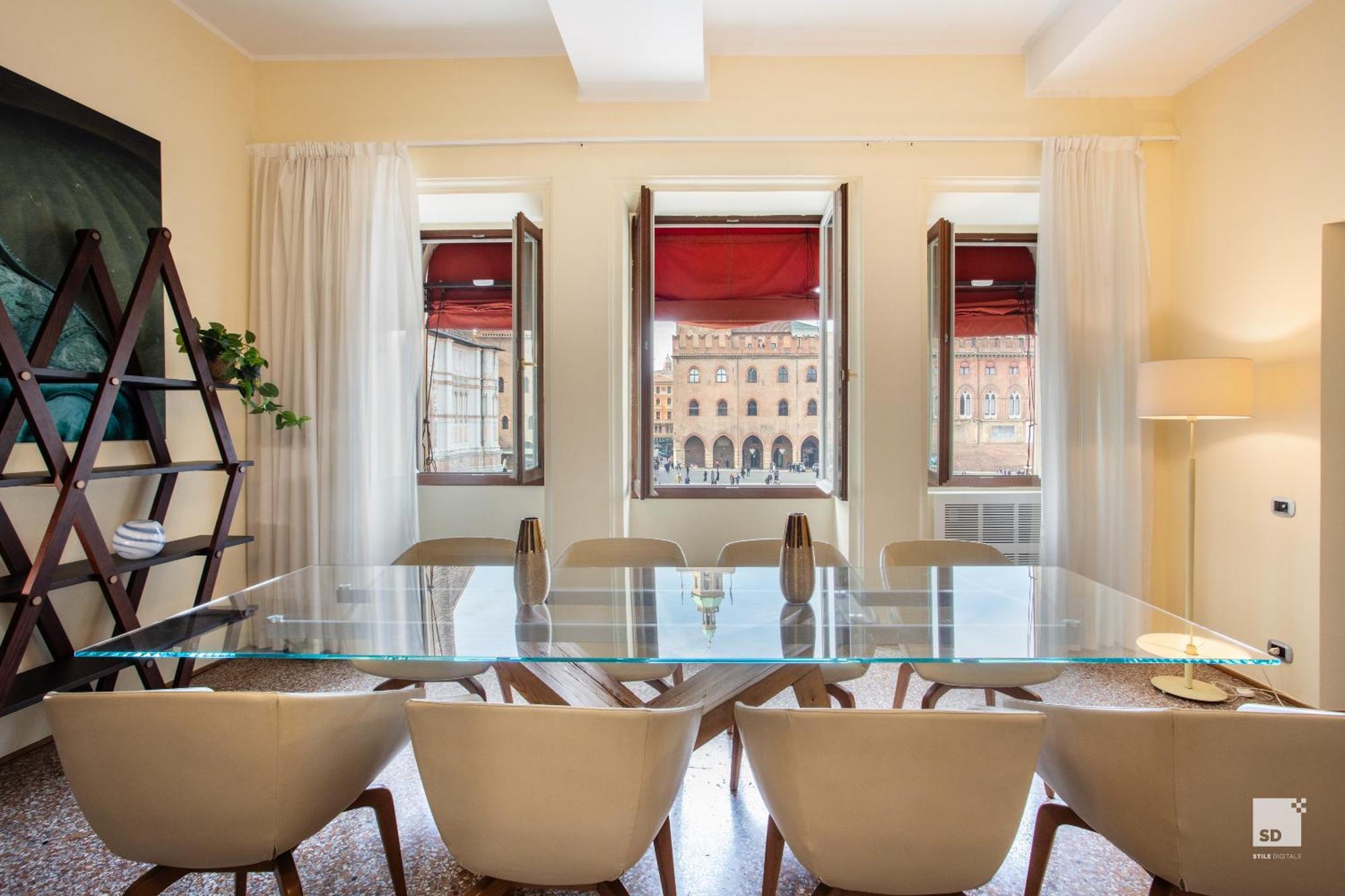 Urbanicooh Garisenda - Piazza Maggiore View Болонья Екстер'єр фото